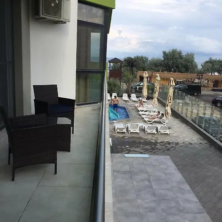 Umi Alezzi Apartment *