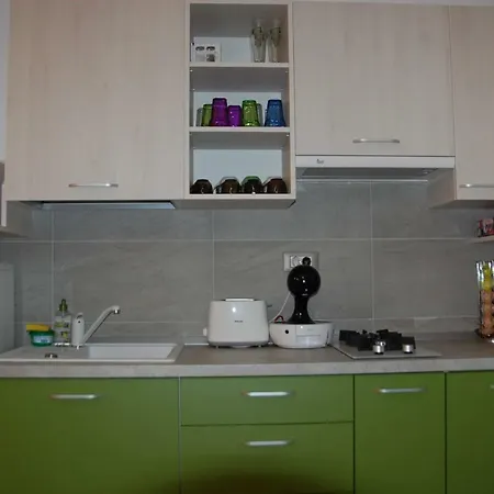 Apartment Umi Alezzi